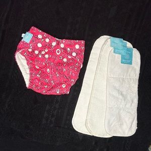 CHARLIE BANANA One-Size Diaper + 3 fleece liners. 0-36 months. Pink love sayings